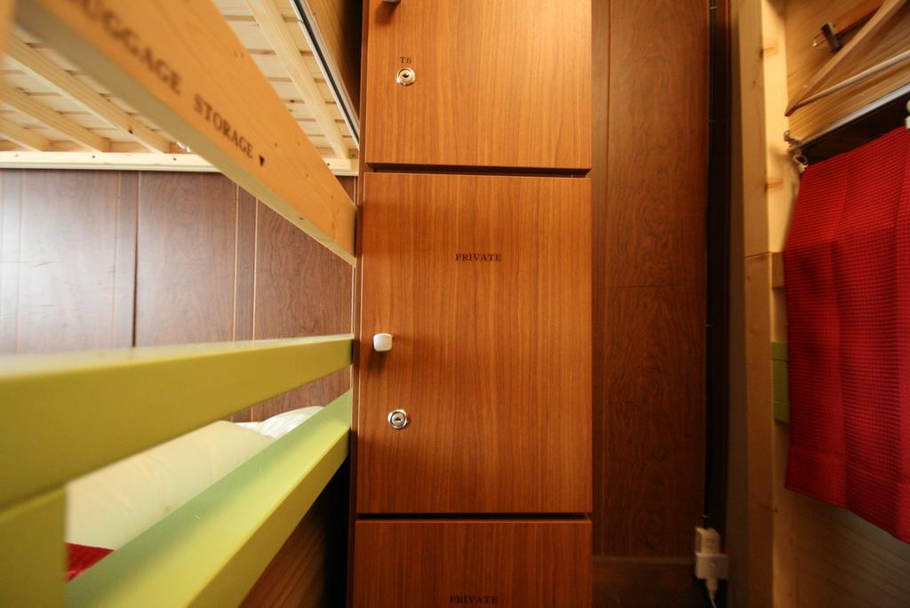 Haruya Higashiyama Hostel Киото Стая снимка